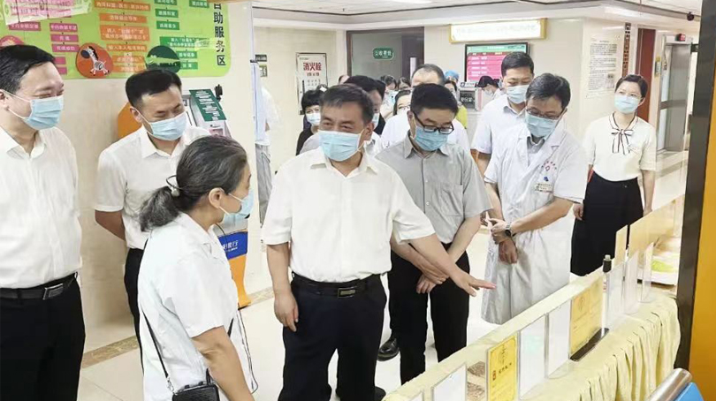 閆樹江赴福建、湖南調(diào)研《中醫(yī)藥法執(zhí)法檢查報(bào)告》落實(shí)情況