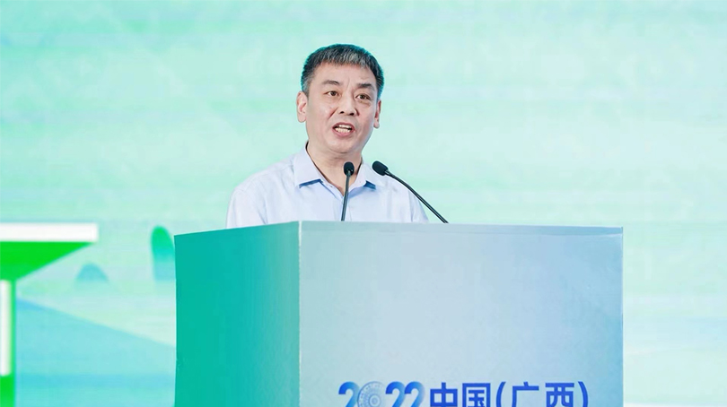 閆樹江出席2022中國（廣西）大健康產業峰會并調研廣西中醫藥工作