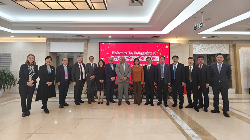 余艷紅會見世界衛生組織高級別代表